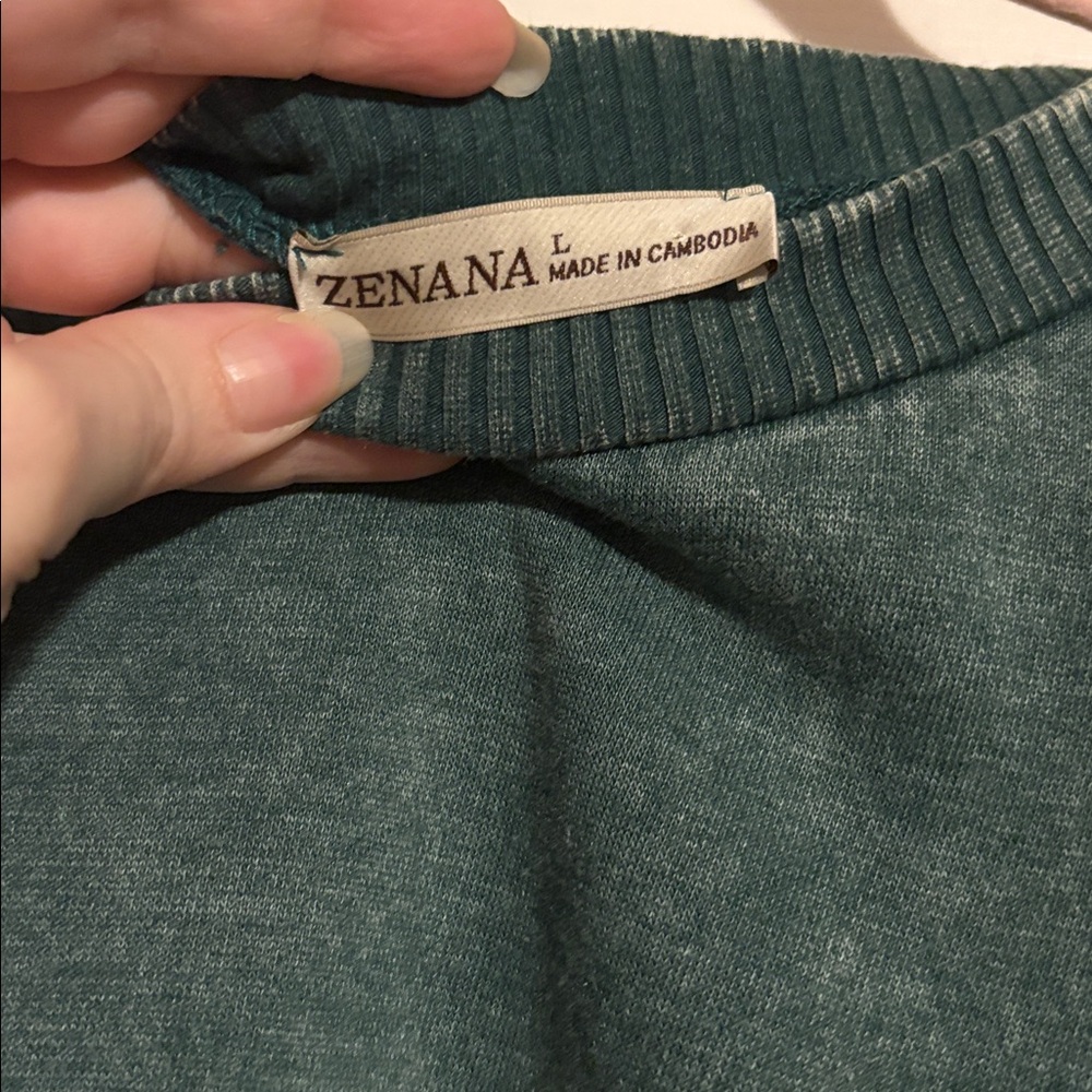 Zenana Outfitters Deep Green Crew Neck Sweatshirt - Picture 2 of 6